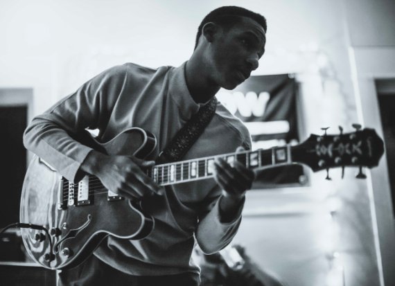 Leon Bridges, Singer-Songwriter